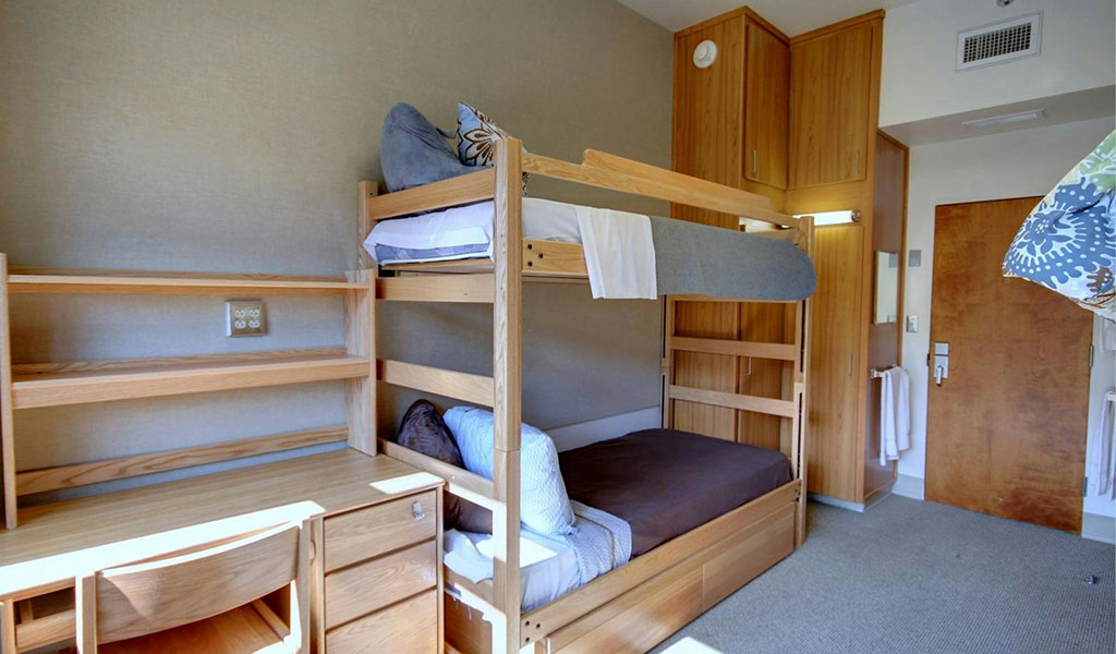 Summer Hostel single room